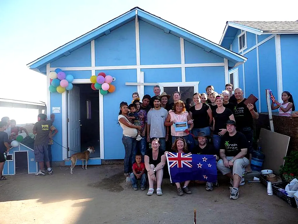 2010 Mexico House Build No 2