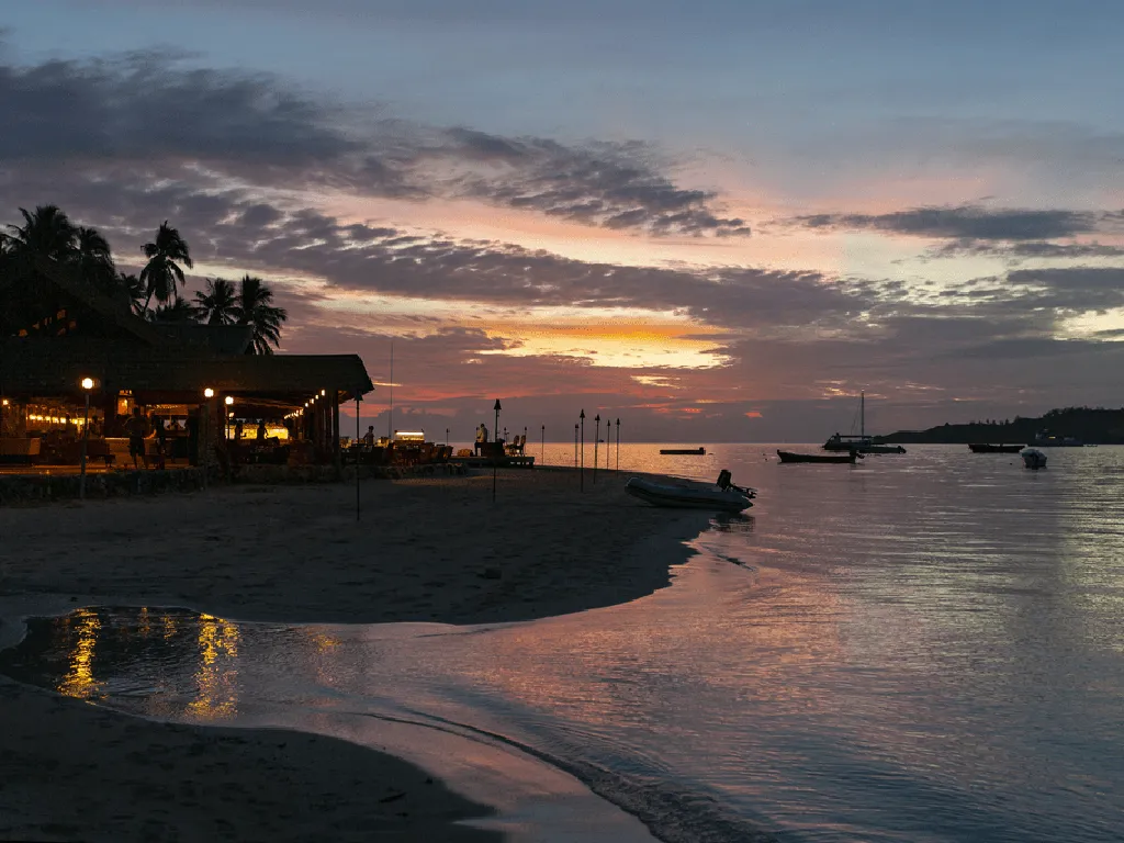 Photo of a sunset in Fiji